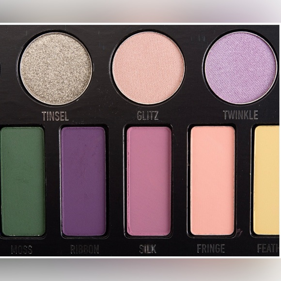 NWOT — “Metal Matte” Eyeshadow Palette — KVD Vegan Beauty - Picture 3 of 6